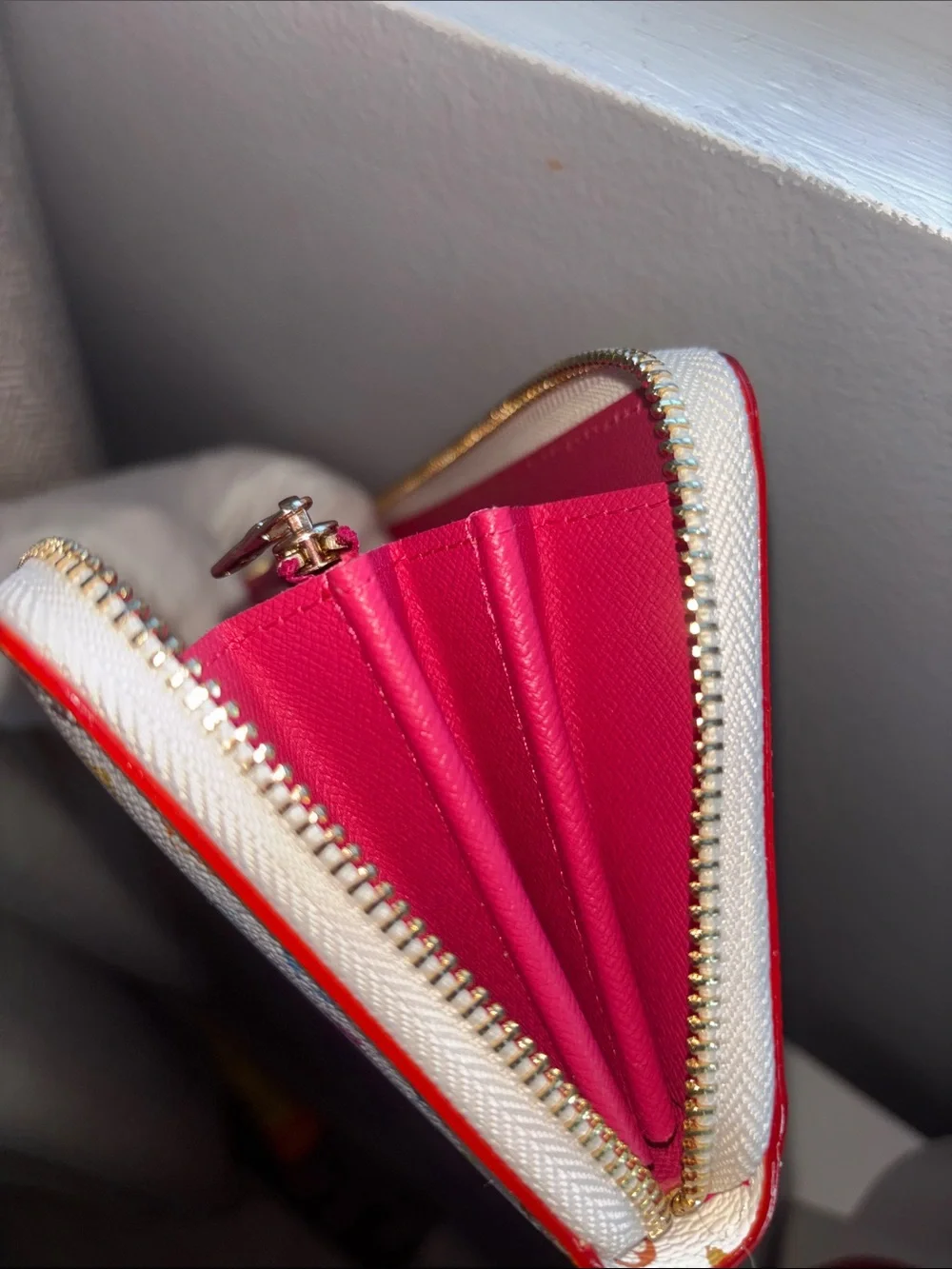 Authentic Louis Vuitton White Multicolor Monogram Zip Wallet - Picture 5 of 13